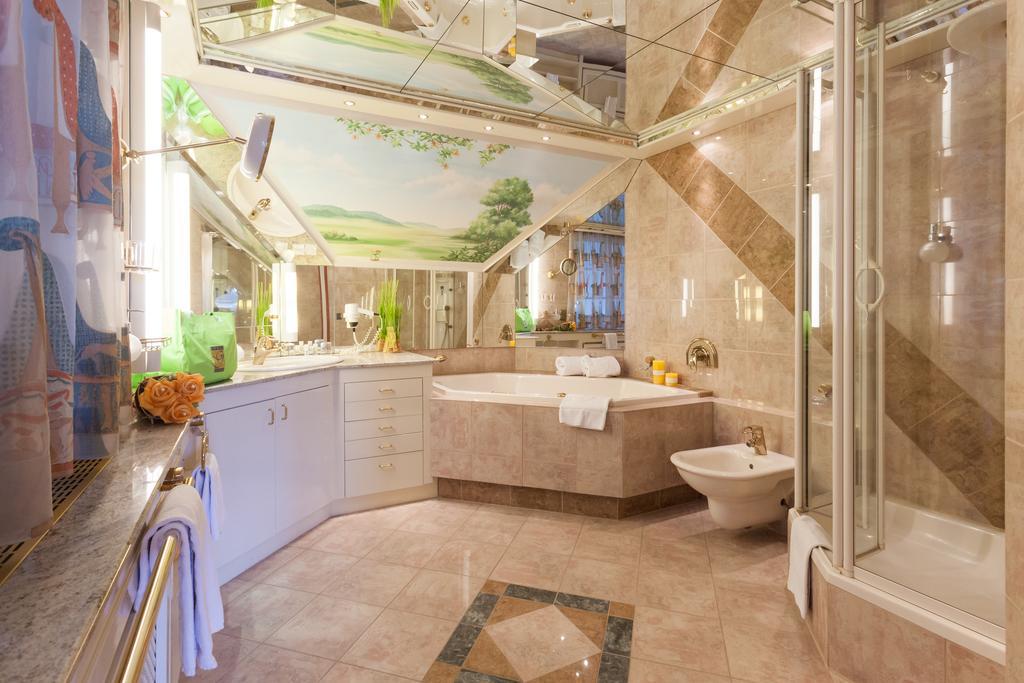 Villa Katharina Penthouse Wohnung Willingen  Rum bild